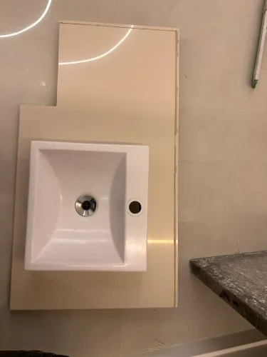 BANCADA EM PORCELANATO COM CUBA