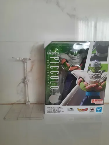 Piccolo SH Figuarts Bandai 2.0 + Base