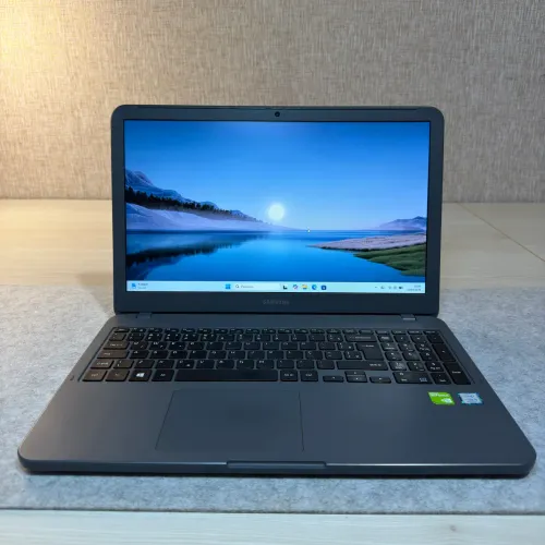 Notebook Samsung Expert | Intel Core i5-8250U | 8GB RAM | GPU NVIDIA MX110 | SSD 240GB