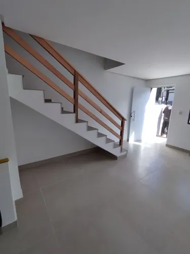 Escadas madeira 