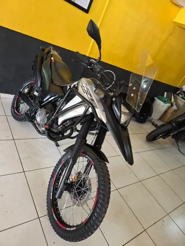 HONDA XRE 300cc,2018/2018 , com acessórios..