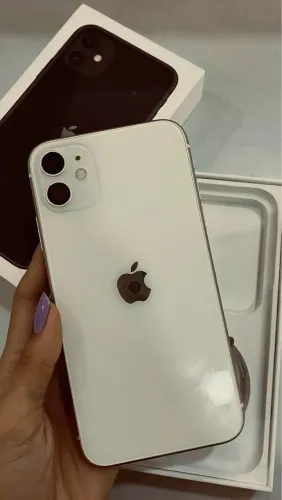 iPhone 11 vendo ou troco 