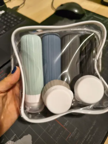kit viagem novo, sem uso - nécessaire e potes