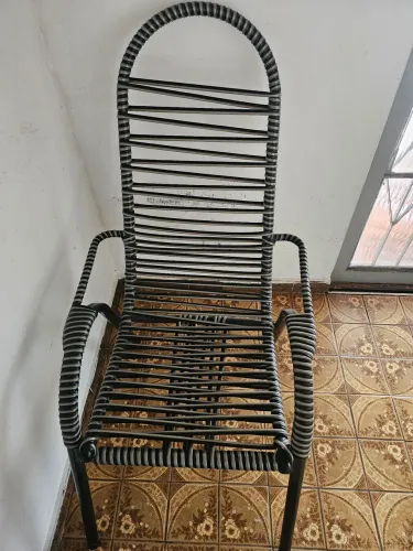 Cadeira de fio duplo