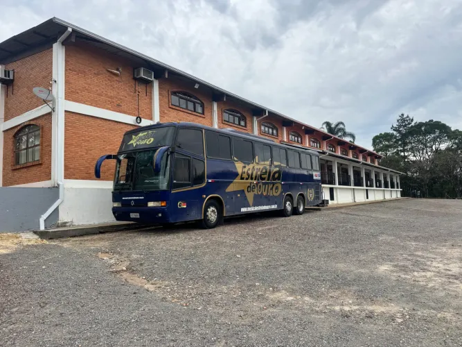 Ônibus Motorhome Mercedes GV 1150 - 1994