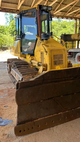 TRATOR DE ESTEIRA KOMATSU D51 EX22