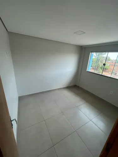 Lindo apartamento de 2 quartos em Santa Maria Sul