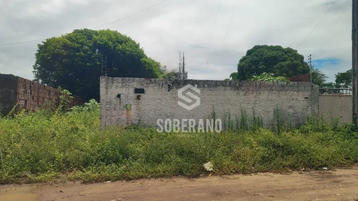 Terreno 30x32 Built to Suit para locação no Portal do Sol