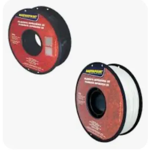2 filamentos petg 1 preto e um brando masterprint