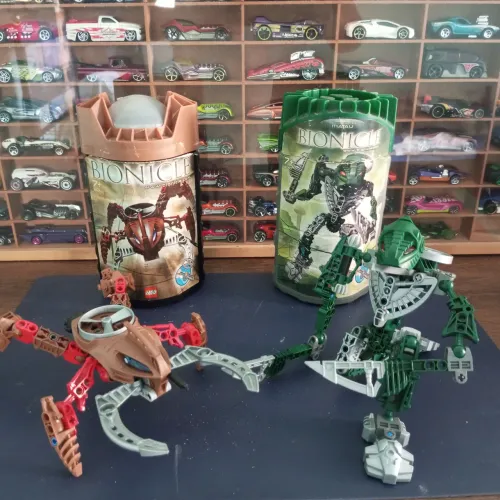 2 Sets Lego Bionicle 2005 