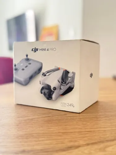 DJI Mini 4 Pro (estado de novo)