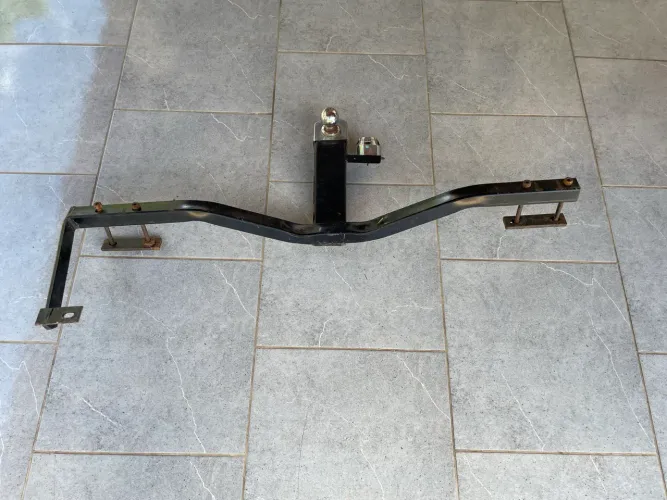 Engate de reboque Jetta 2012 a 2018