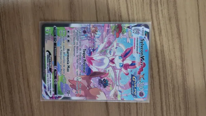 Sylveon Vmax 212/203