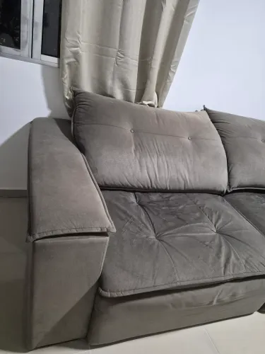 Sofá Retrátil e Reclinável 4 Lugares