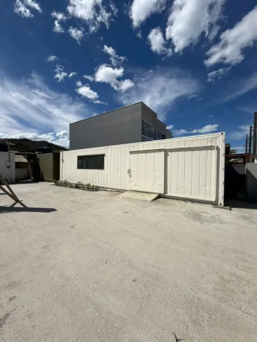 Aluguel Comercial: 2 Contêineres (6m e 12m) na Esquina - Morretes, Itapema