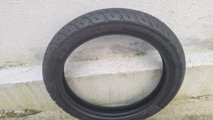 Pneu Michelin pilot street 2, medidas: 100/90 aro18