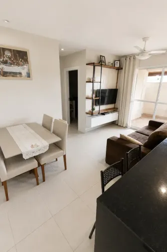 Apartamento térreo com quintal à venda em Morada de Laranjeiras!