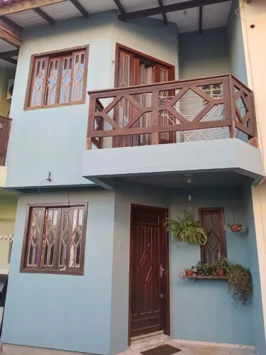 Alugo sobrado, por temporada, no Bairro dos Ingleses, Florianópolis. Preço a combinar.