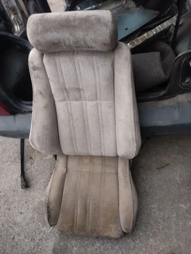 Banco dianteiro direito recaro Ford Escort xr3