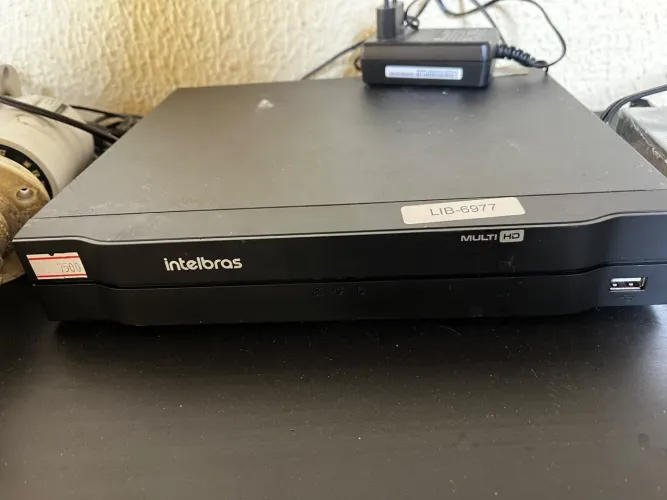 Kit CFTV Intelbras completo - 8 câmeras +DVR+HD