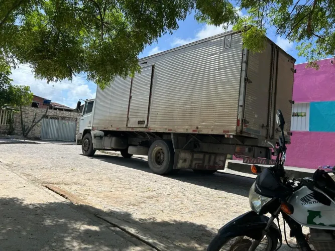 Caminhão MB 1215c ano 2000