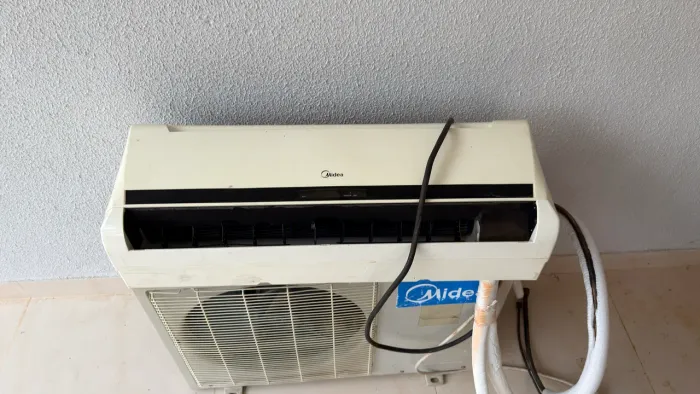 AR CONDICIONADO MIDEA 12 MIL BTUS