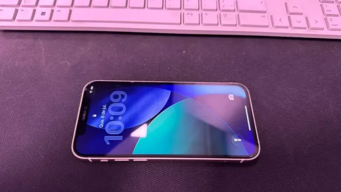 Iphone 12 Branco 64GB - Tela Trocada