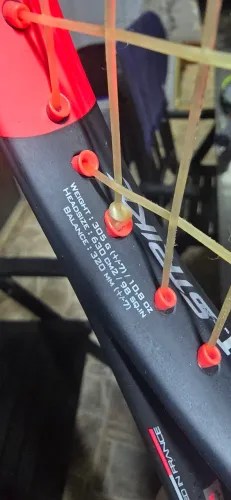 raquete de tênis Babolat Pure Strike