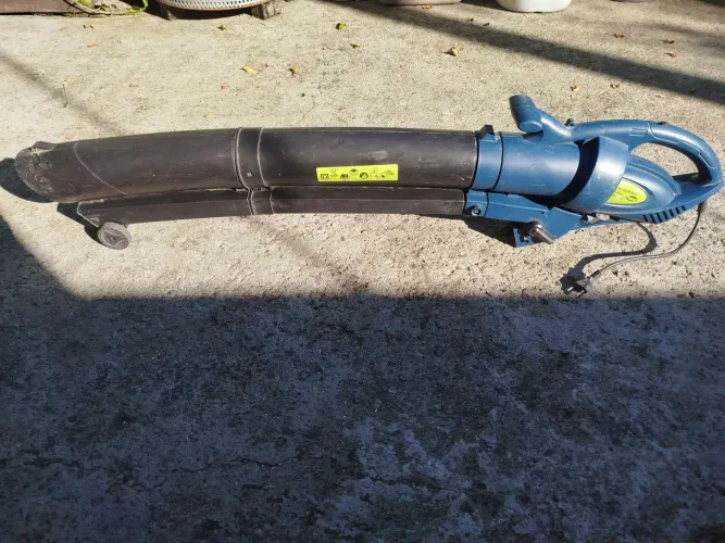 ? SOPRADOR / ASPIRADOR ELÉTRICO DE FOLHAS POWNER - 2500W ?