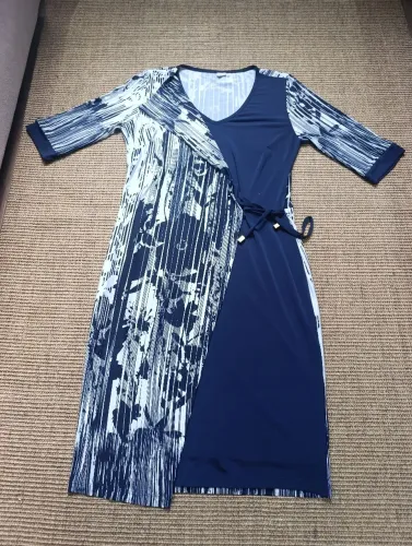 Vestido azul marinho - tamanho M