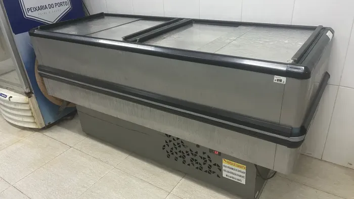 ILHA EXPOSITORA PARA CONGELADOS 2 mts MARCA POLAR