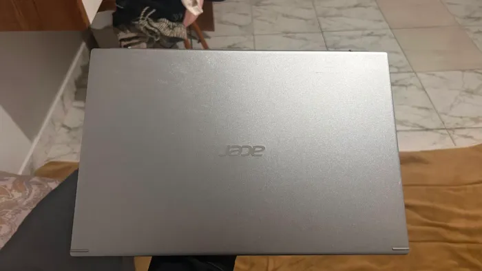 Notebook Acer Aspire 5 A515-56-55J0 Em perfeito estado, funcionando tudo normalmente. ?