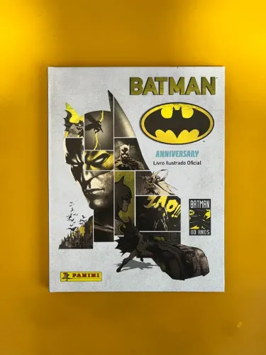 Álbum de Figurinhas Batman 80 Anos