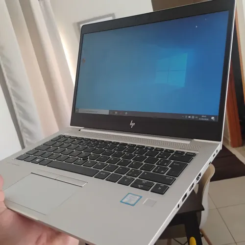 Notebook empresarial i7 oitava com 16 de ram