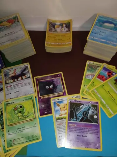 ultra lote 700 cartas pokemon - 65+ foil rara - gastly, evee