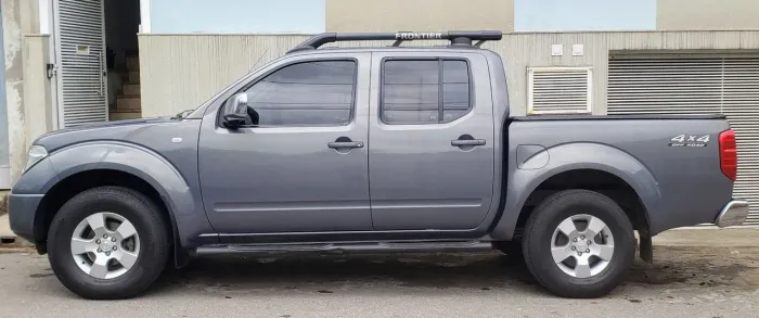 Nissan Frontier LE CD 4X4 2.5 TB Diesel Mec. 2012