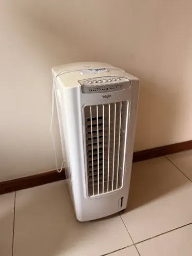 CLIMATIZADOR UMIDIFICADOR ELGIN - 7,5L - 60W - 3 níveis de ventilação