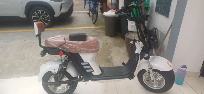 Vendo moto electrica 0km
