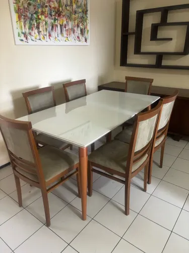 Mesa de Jantar 6 cadeiras tampo de vidro