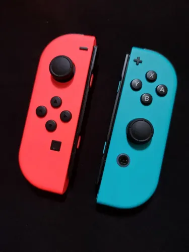 Joycons (Joy-Con) Nintendo Switch Original Azul e Vermelho Neon