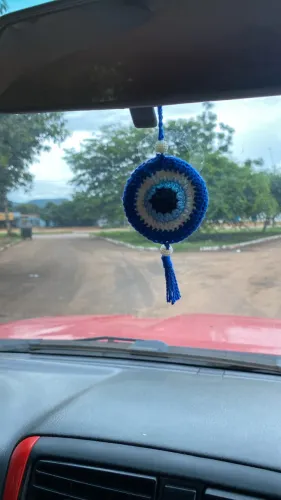 Enfeite de retrovisor de carro 