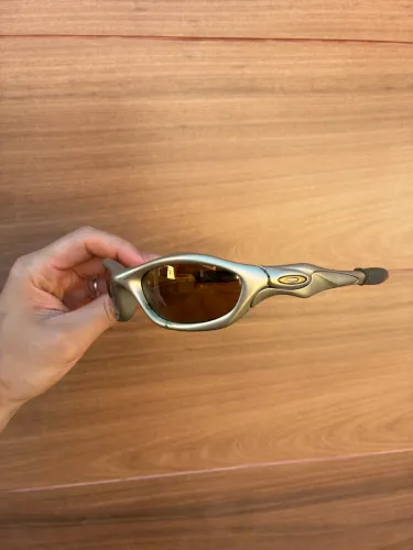 OAKLEY UNKNOW