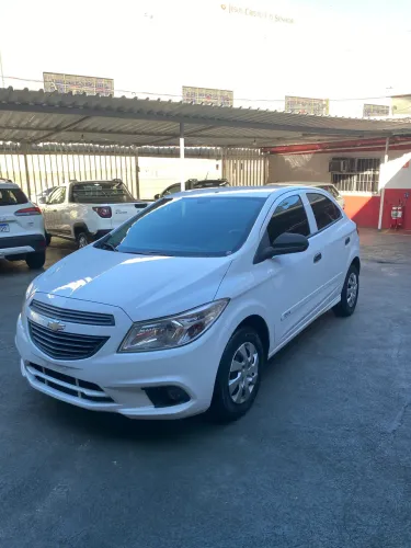 Chevrolet Onix Hatch LS 1.0 8V Flex Power Mec. 4P 2016