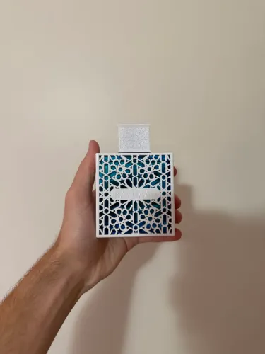 Rayhaan azul