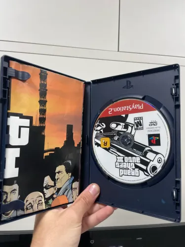 GTA vice city e GTA 3