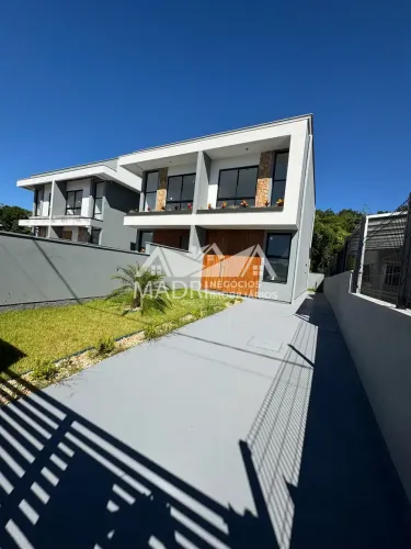 Sobrado à Venda, Forquilhas, São José, SC