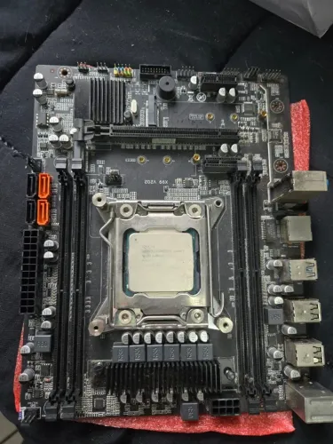 Kit X99 V202 + Xeon E5-2620 v3 | Funcionando