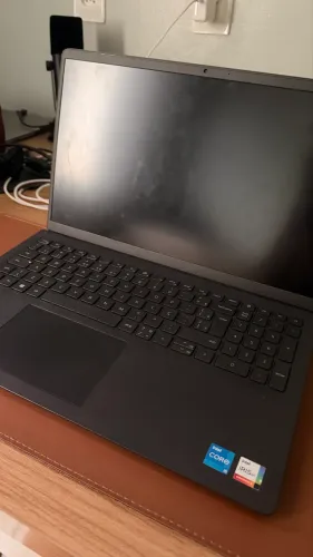 Dell Inspiron 15 3520 | i5 12ª Geração | 16GB RAM | SSD 512GB | Excelente Estado