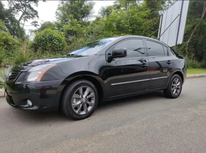 Nissan Sentra S 2.0/ 2.0 Flex Fuel 16V Aut. 2012