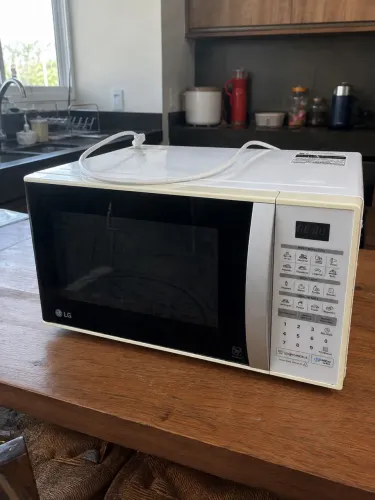 Micro-ondas LG - Funcionando Perfeitamente!